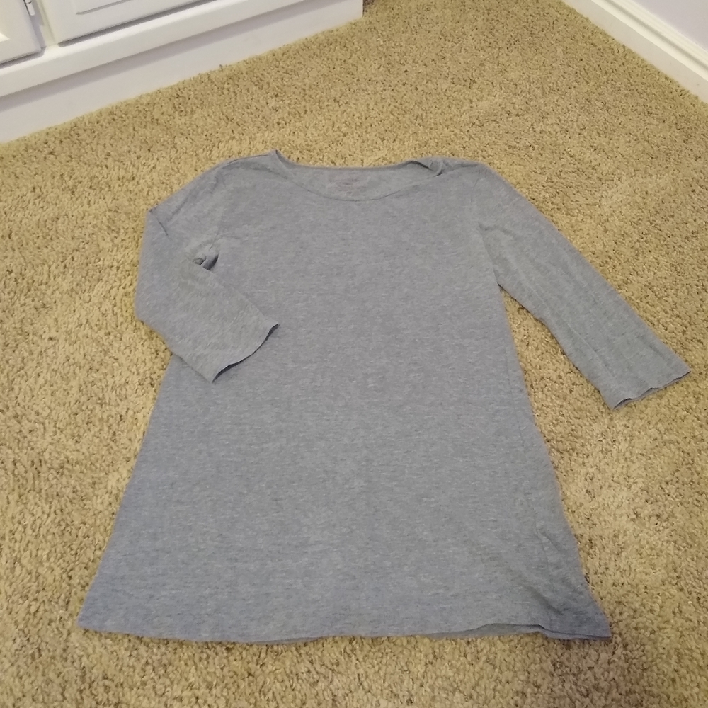 3/4 sleeve shirt